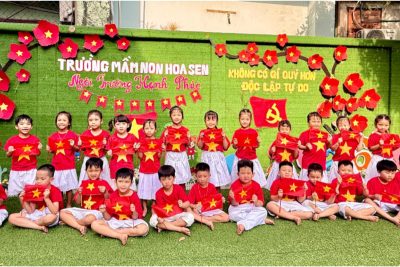 Hưởng ứng không khí kỷ niệm Ngày Giải phóng miền Nam 30/4, các bé Trường Mầm non Hoa Sen đã cùng nhau tham gia hoạt động chào mừng 🎶