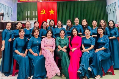 🌟 Bao năm tháng miệt mài của các cô ở Trường Mầm non Hoa Sen là một phần không thể quên trong ký ức của chúng em. Xin kính chúc các cô đã nghỉ hưu luôn khỏe mạnh, hạnh phúc và bình an.      🌻Xin kính chúc tập thể Trường Hoa Sen thật nhiều sức khỏe, hạnh phúc và tiếp tục tỏa sáng trên hành trình gieo mầm tương lai. 💝 Chúc mừng Ngày Nhà giáo Việt Nam 20/11!